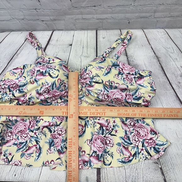 Torrid Swim Top Womens 5F Pink Floral Midkini Underwire Adjustble - Picture 4 of 8
